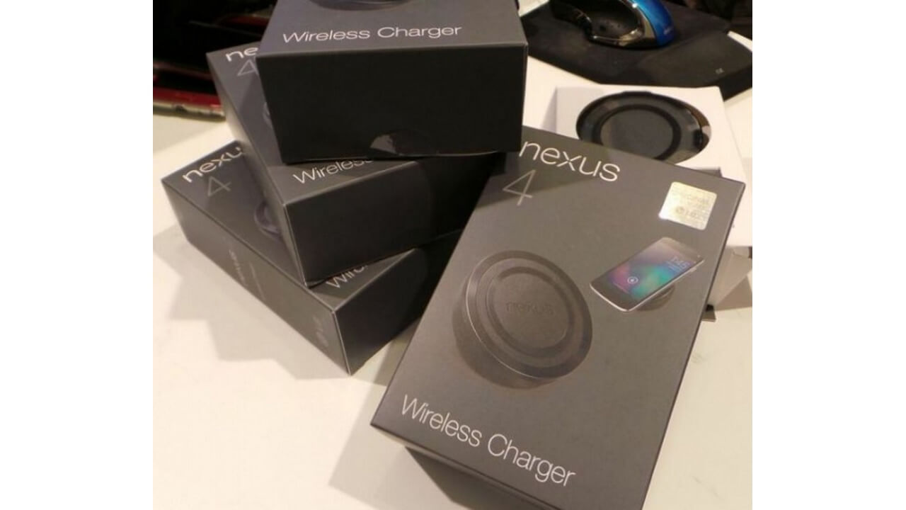 Nexus 4 Wireless Charger