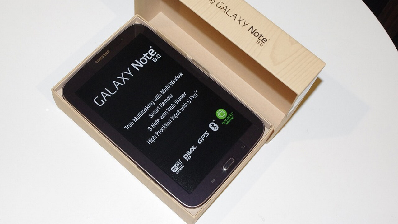 Galaxy Note 8.0 N5110（Wi-Fi）のGold-Brownカラーが届きました