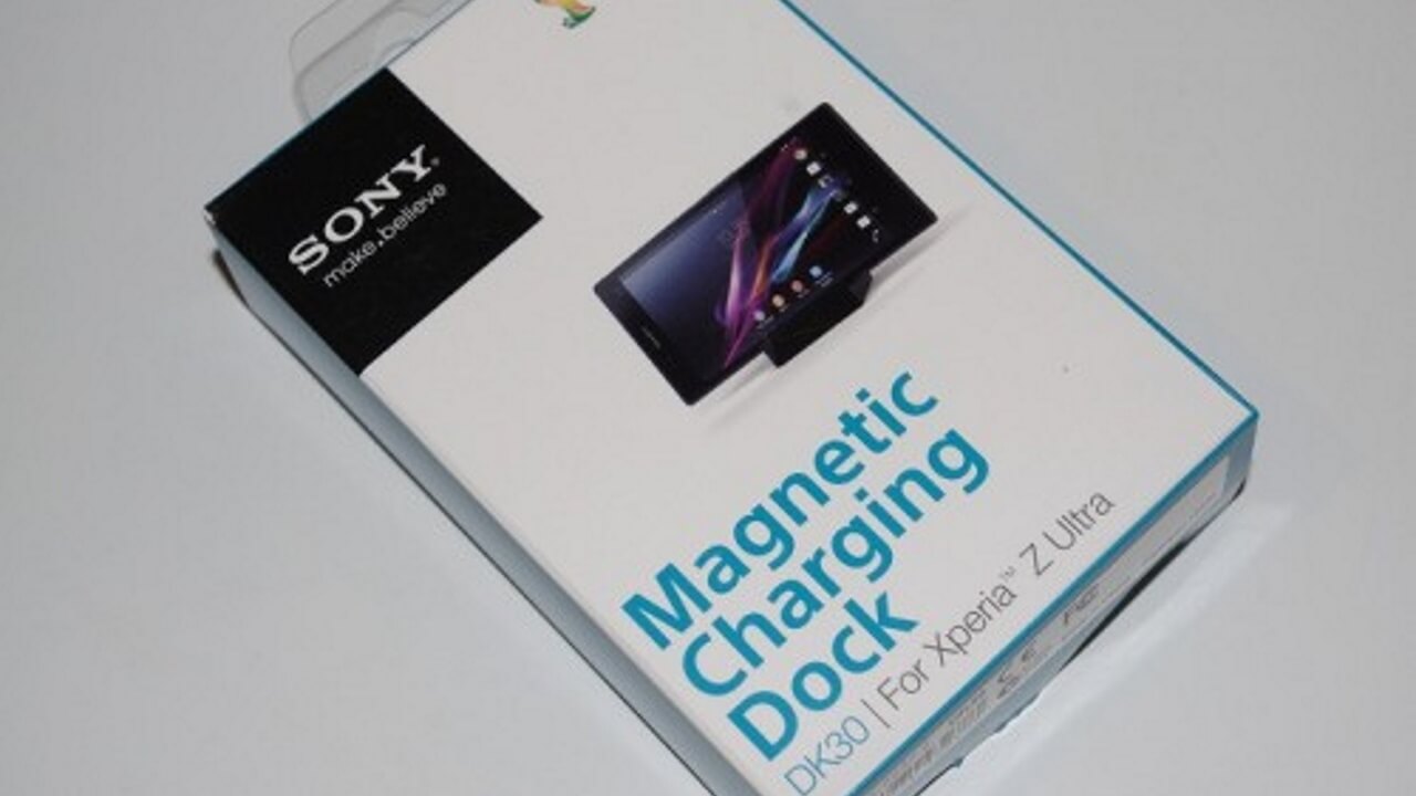 Xperia Z Ultra用Magnetic Charging Dock DK30到着！！