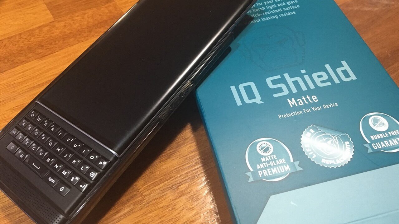 端までキッチリ貼れるBlackBerry Priv用保護フィルム「IQ Shield」レビュー