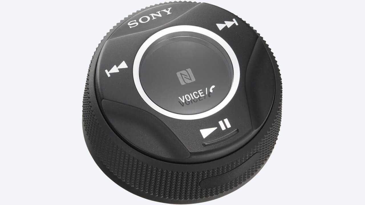 Sony、車載スマートフォンコントローラー「RM-X7BT」発表