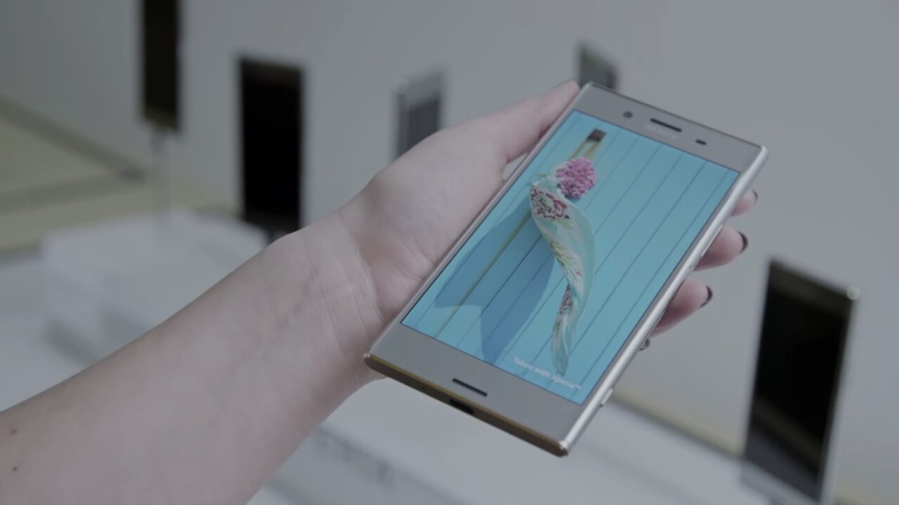 Sony Mobile、「Xperia XZ Premium」公式ハンズオン動画公開