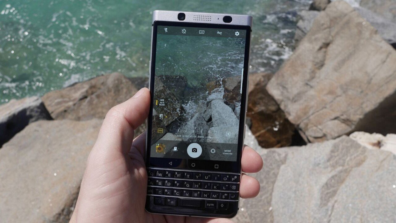 BlackBerry、「KEYone」で撮影した夏のベストショット募集